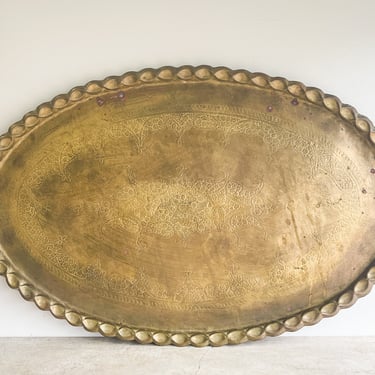 Huge Oval Vintage Brass Tray 40" Mid Century Heavy Brass Pie Crust Edge Large Hammered Brass Coffee Table Tray Moroccan Turkish Pakistani 