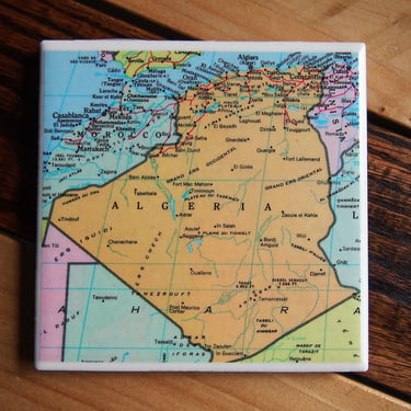 1978 Vintage Algeria Map Coaster. Algeria Gift. Algiers Map. Africa Gift. Algerian Décor. Africa Travel Gift. North Africa Map. History Gift 