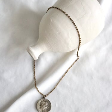 silver tone medallion necklace 