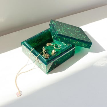HFI Emerald Jewelry Box