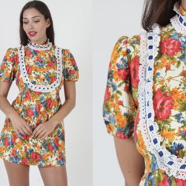 Colorful Watercolor Print Material Mini Dress / Vintage 70s Garden Floral Frock / Crochet Lace Bib Bodice / Tea Party Short Outfit 