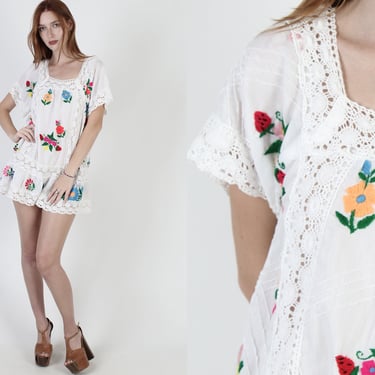 White Crochet Mexican Blouse / Vintage Bright Floral Embroidered Top / Womens White Cotton Lace Pintuck Tent Mini Tunic 