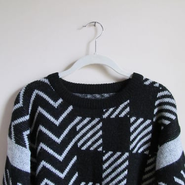 80s Geo Pattern Pullover Sweater S M 42 Bust 