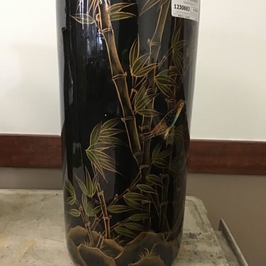 Lacquered Chinoiserie Vase (Seattle)