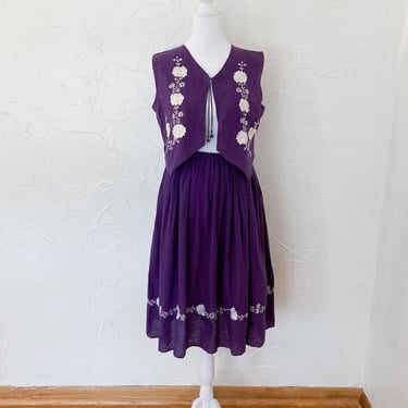 70s Purple India Cotton Vest and Skirt Two Piece Set with White Embroidered Floral Pattern | Medium/Large 
