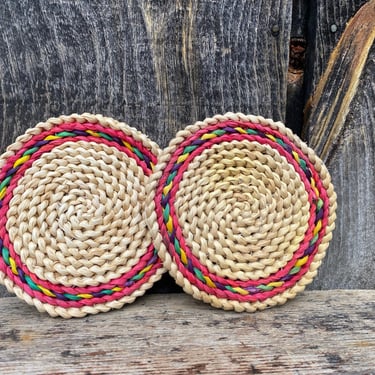 Vintage Rattan Trivets -- Colorful Trivets -- Rattan Trivets -- Set of Two Trivets -- Boho Trivets -- Boho Set of Trivets --Round Trivets 