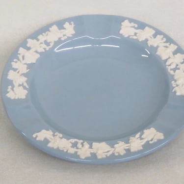 Wedgwood Etruria and Barlaston Queensware Blue White Ceramic Ashtray Dish 3851B