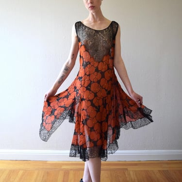 1920s silk chiffon and lace dress . floral print dress . size xs to small 