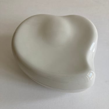 Elsa Peretti for Halston Ceramic Heart Shaped Box Trinket Box Ring Dish 