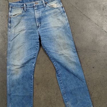 32x28 80s Wrangler Relaxed Jeans Cotton Workwear Jeans Medium Wash Tapered Waisted  Hip Hop Streetwear Tech Rave Goth 