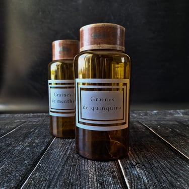 Antique Amber Apothecary Bottle with Metal Lid, Graines de Quinquina White Painted Label,Amber Glass Apothecary Bottle Chemist Jar, For ONE 