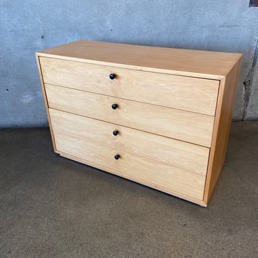 Jack Cartwright For Founders Four Drawer Maple Dresser