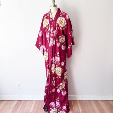 Vintage Japanese Cotton Yukata in Chrysanthemum Blossom / Long Robe Kimono Maroon Gold Pink / Summer Kimono OS 