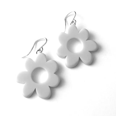 WOLL - Mod Flower Earrings - White