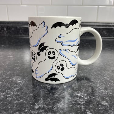 Vintage Halloween Spooky Ghost Mug by Kane, Flying Ghost Mug, Ghosts and Bats, halloween coffee mug, halloween spooky mug 