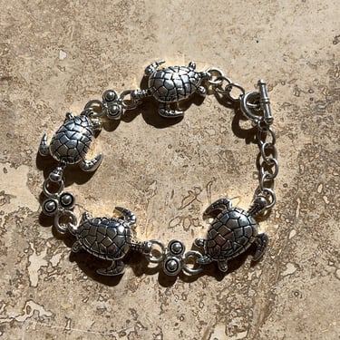 Sterling Silver Sea Turtles Toggle Bracelet - 7.5 Inch 