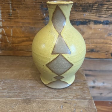 Vase - Yellow with Brown Triangles 