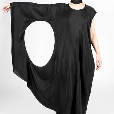 Black Hole Asymmetric Dress