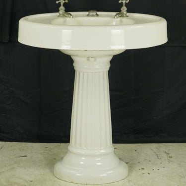 Reclaimed White Cast Iron Oval Pedestal Sink