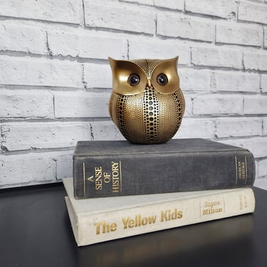 Abtract Owl Figurine / black and gold 