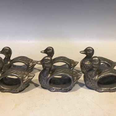 Napkin Rings Pewter Aluminum Cast Mixed Metal Set of 6 Ducks Game Birds, dinning table decor, duck home decor, hunters gifts, duck settings 