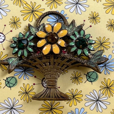 basket of daisies brooch 1940s enamel flower daisy pin 