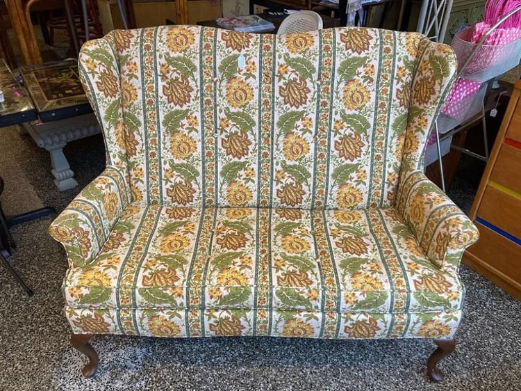 Queen Anne style sette 56” x 25”. X 42” seat height 18.5”