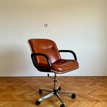 Italian mid-century modern brown office chairs in the style of Ico Parisi / Italian design / office chair in the style of Ico Parisi / 1970s 