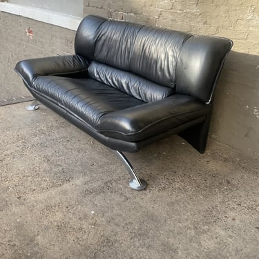 Nocoletti Salotti Italian Leather Loveseat