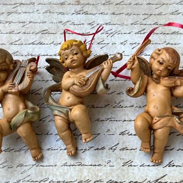 vintage cherub ornaments Depose Italian Fontanini angel figures 