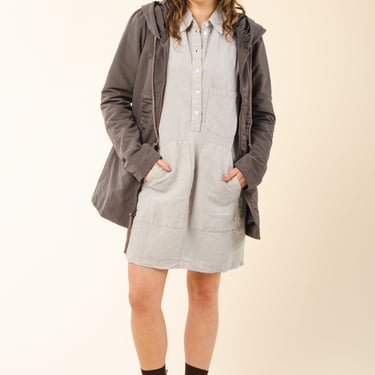 Mid Raincloak in Graphite with Gray Lining
