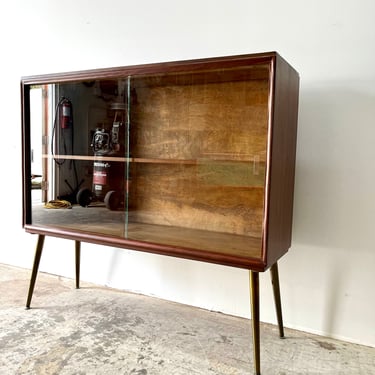 Vintage Mid Century Modern Display Cabinet 