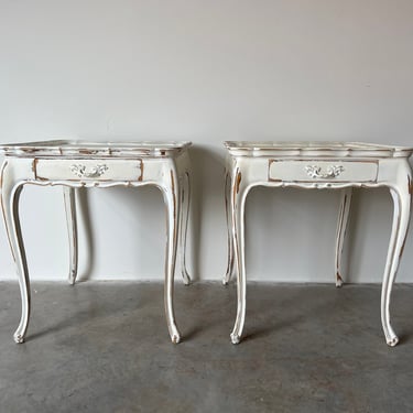 A Pair of Vintage French Provincial - Style Nightstands by Ruder New York 