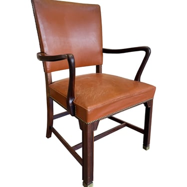 Danish Modern Leather Armchair in the Style of Fritz Hansen