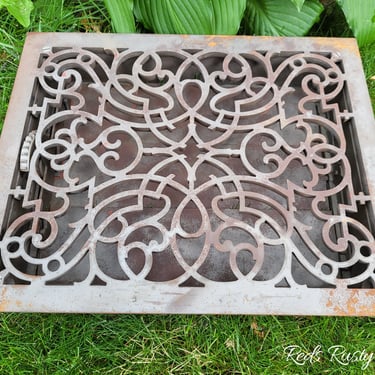 Vintage Ornate Cast Iron Floor Grate/Vent Cover Register 