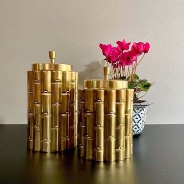Pair of Vintage Brass Canisters with lids - Oval Shape, Bamboo Relief, Chinoiserie Style, Shelf Decor, Kitchen Bathroom Storage, Caddy 