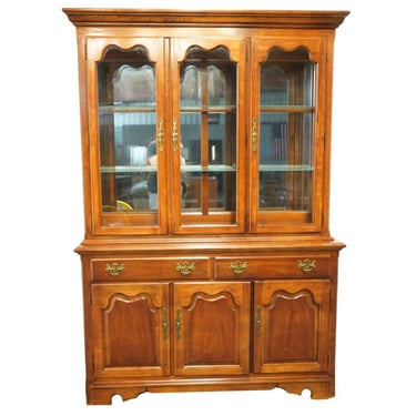 Thomasville Winston Court Collection Solid Cherry Traditional 55 Buffet W Lighted High End Furntiure Harrisonville Mo