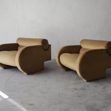 Pair of Sculptural Post Modern Lounge Chairs by Vladimir Kagan 