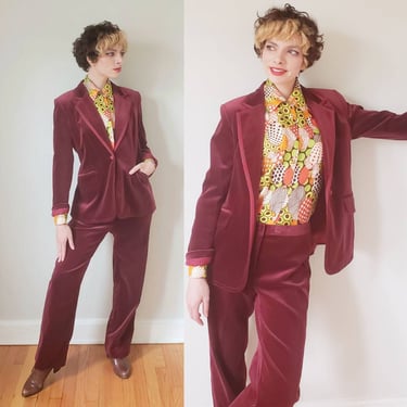 1990s Burgundy Red Velvet Pants Suit Bloomingdale's / 90s does 60s Leisure Suit Pants Blazer Set Large / Austin 