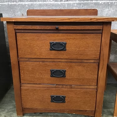 Tiny Oak Dresser (Seattle)