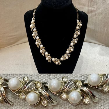 Vintage 50s Pearl + Rhinestone Necklace / Sarah Coventry Royal  Ballet / Pretty 