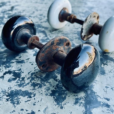 White Enamel Cast Iron Door Knob | Antique Interior Doorknob | Set of Two White Doorknobs  | Vintage Black Enamel Door Knob Hardware 