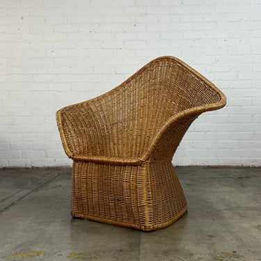 Vintage wicker basket chair 