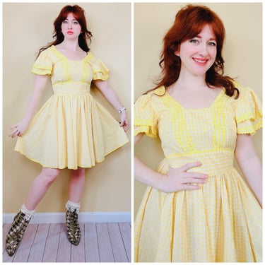 1970s Vintage Gingham Yellow Sundress / 70s Western Ric Rac Flutter Sleeve Fit and Flare Dress / Size Medium 