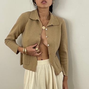 90s collared cardigan / vintage camel soft merino cropped collared cardigan button up sweater | Small 