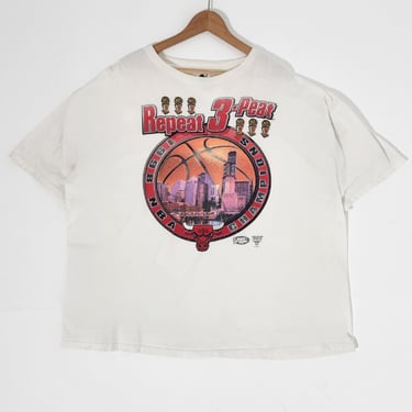 Vintage Chicago Bulls "Repeat 3-Peat 1998 NBA Champions" STARTER T-Shirt Sz. XXL
