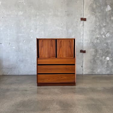 Mid Century Modern Highboy Dresser by Dillingham, in Walnut 1960's