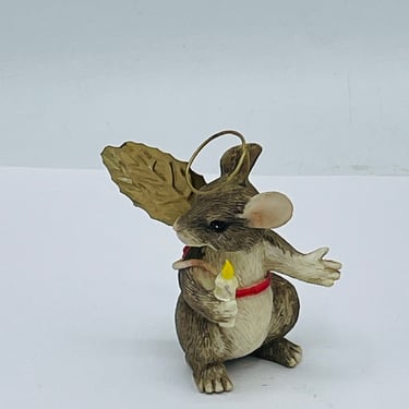 Charming Tails Dean Griff Silvestri  Leaf Figurine Christmas Mouse 