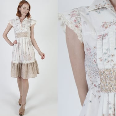 70s Country Nature Floral Dress, White Rustic Western Farm Outfit, Vintage Toggle Button Garden Mini Frock 
