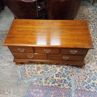 Dresser  42 X 21 X 19
